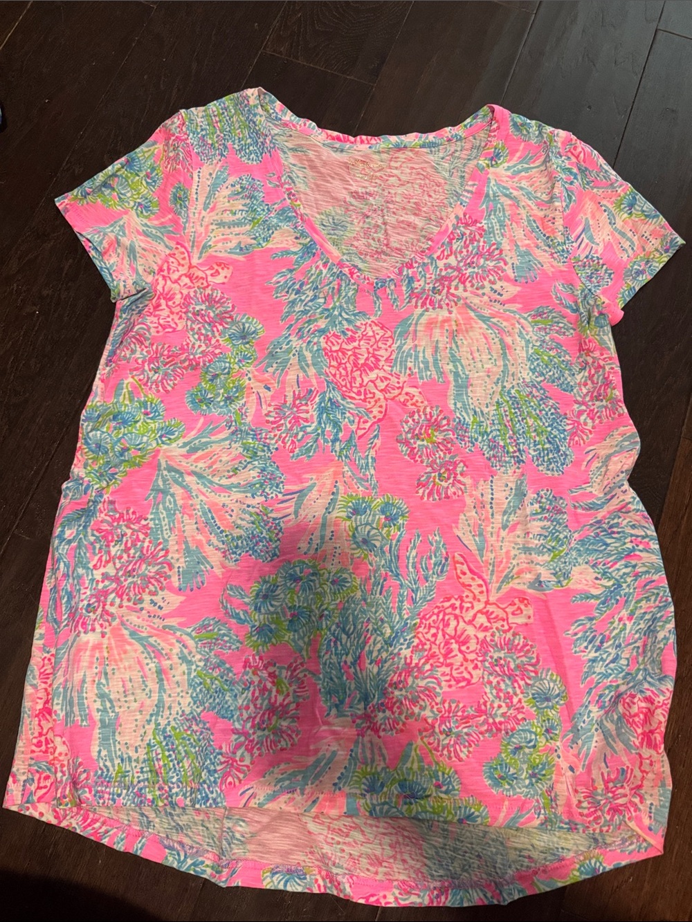 Lilly Pulitzer Pink Tropical Floral Short Sleeve V-Neck Top